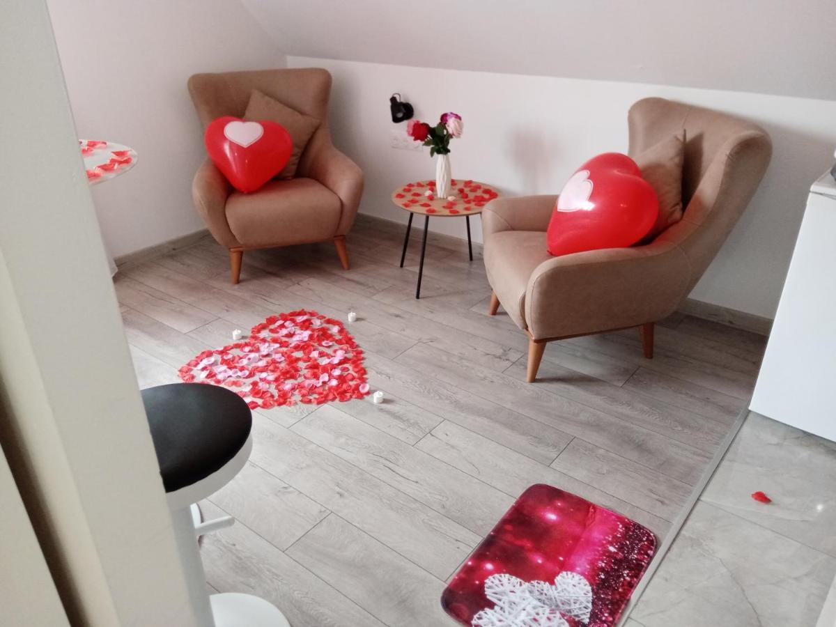 Studio Jacuzzi Au Centre Colmar Eksteriør bilde